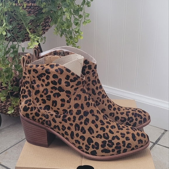UGG Shoes - UGG booties
